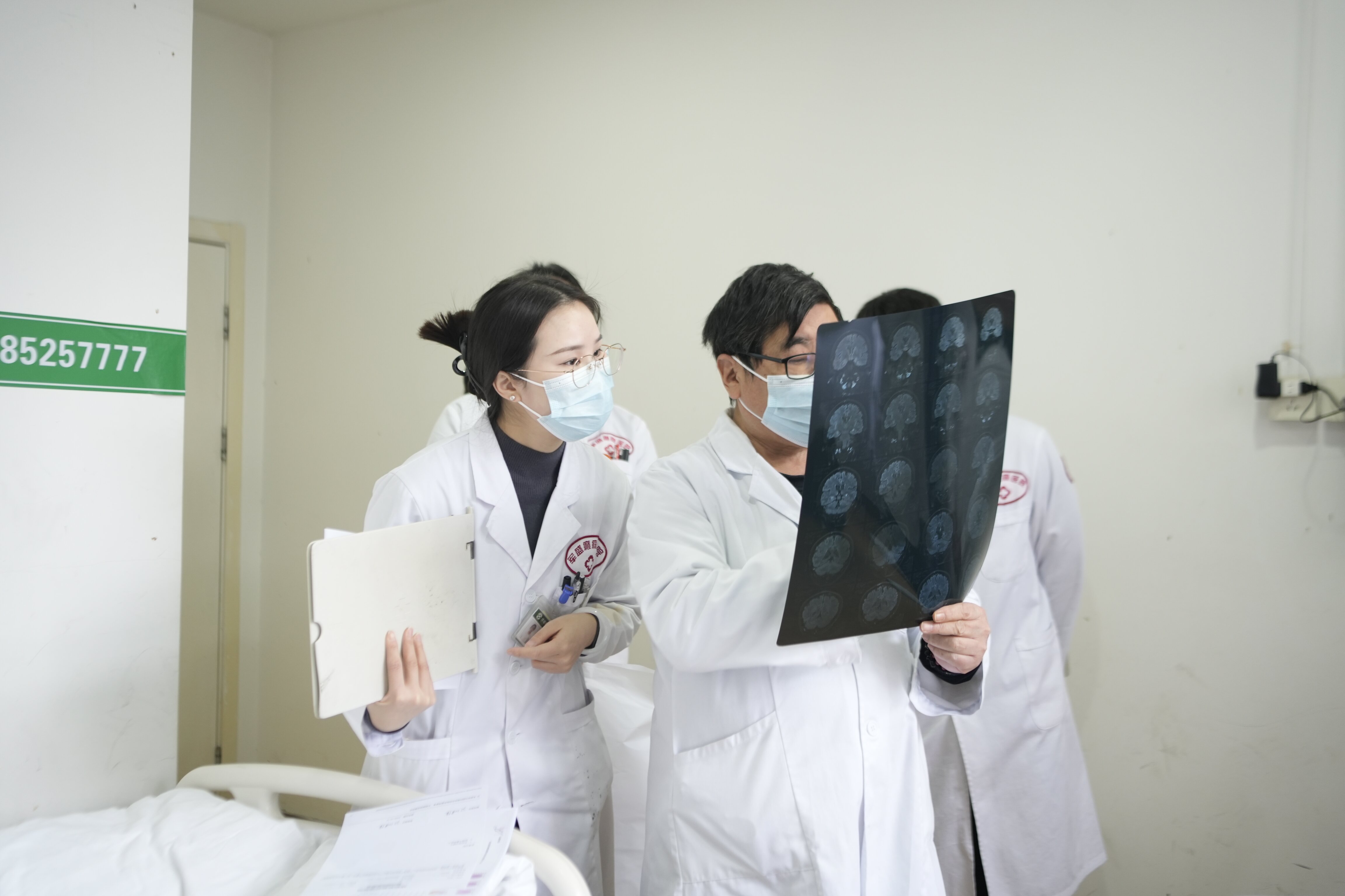 　　成都军盛医院整体怎么样?专病模式带来良好就诊体验